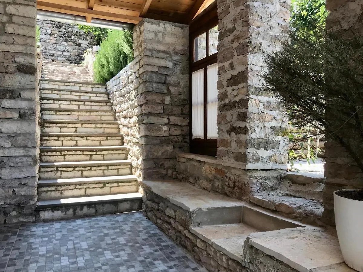 Vila Eri Gjirokastër 0*,