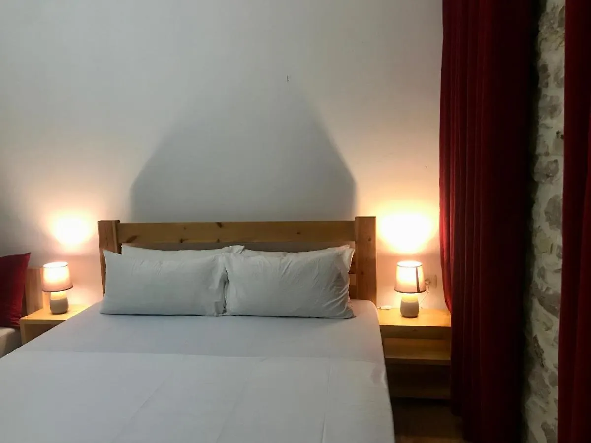 Aparthotel Vila Eri Gjirokastër Albanien