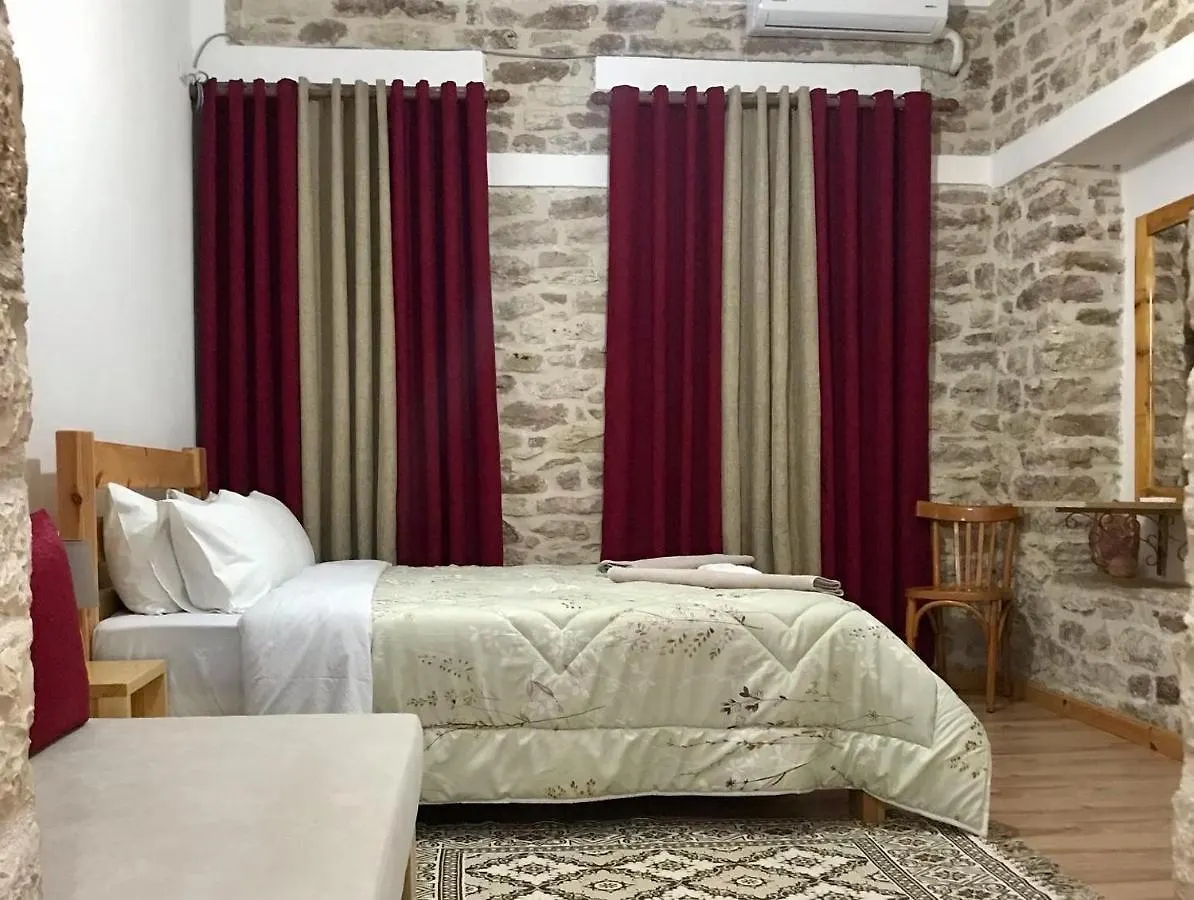 Aparthotel Vila Eri Gjirokastër