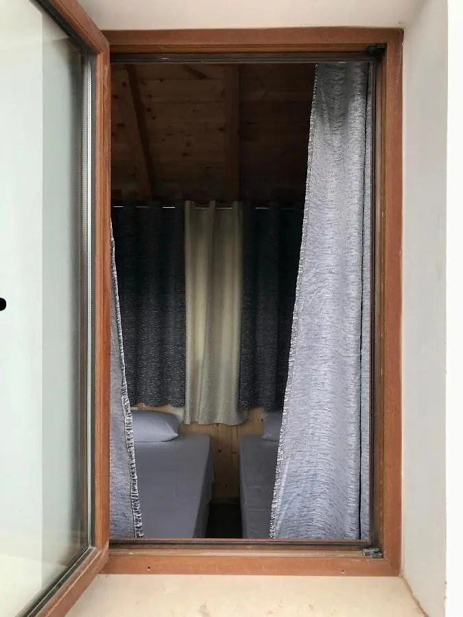 Vila Eri Gjirokastër
