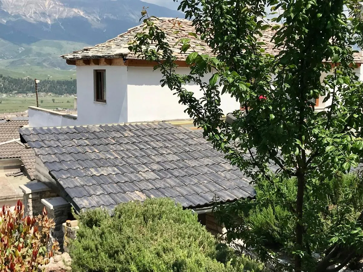 Vila Eri Gjirokastër 0*,