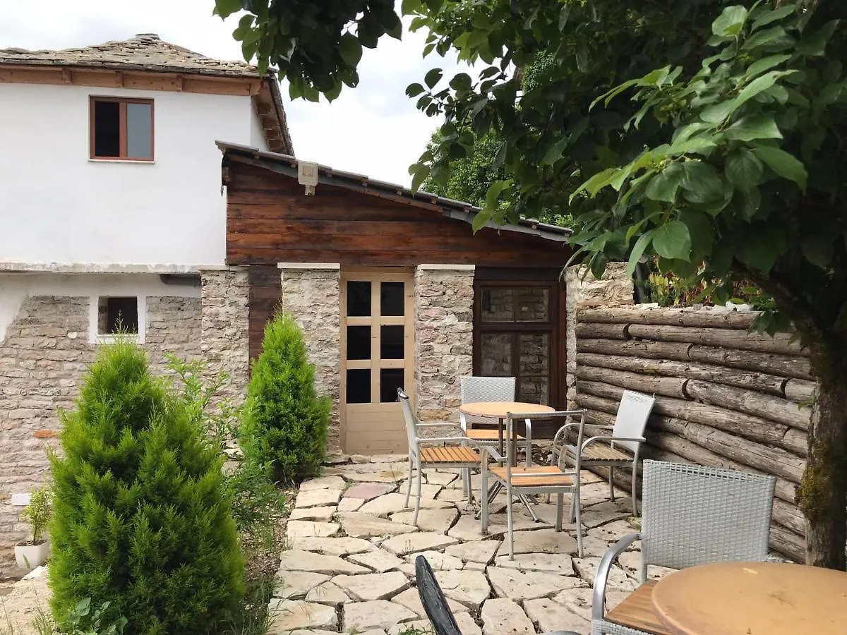 Vila Eri Gjirokastër Aparthotel
