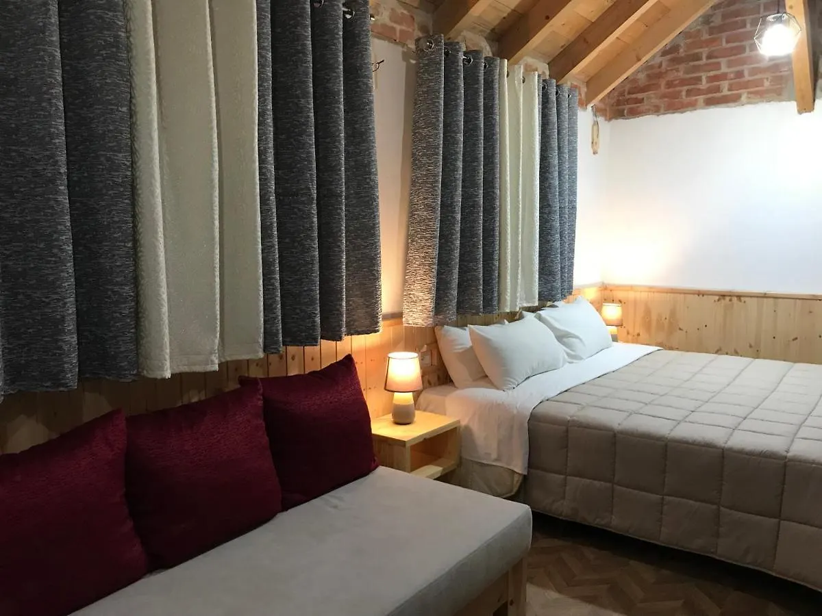 Aparthotel Vila Eri Gjirokaster