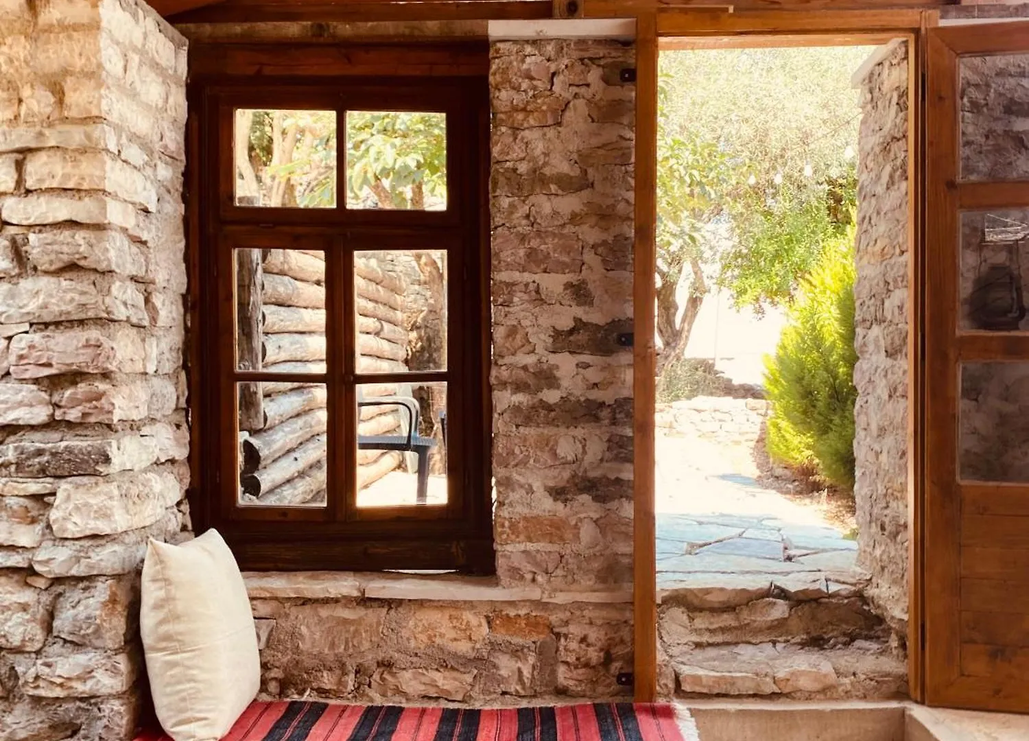 Vila Eri Gjirokastër Aparthotel