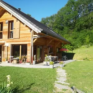 La Buissonniere Bed & Breakfast Le Noyer (Savoie)